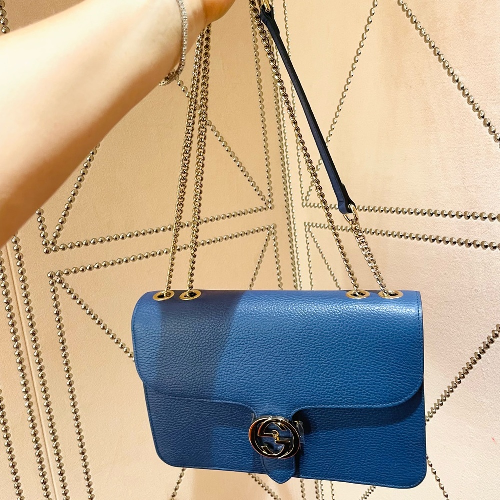 New Gucci interlocking blue leather w/ silver hardware double GG. Made in Italy.